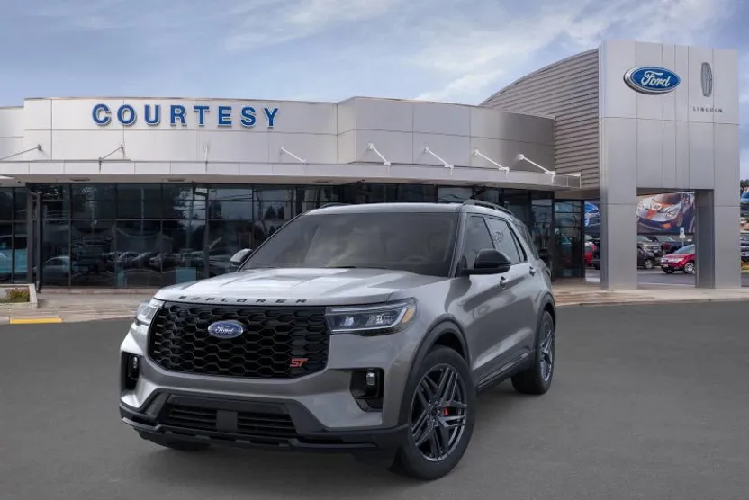 2025 Ford Explorer ST photo 1