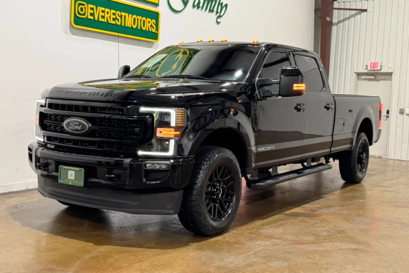 2021 Ford F-350 Lariat photo 1