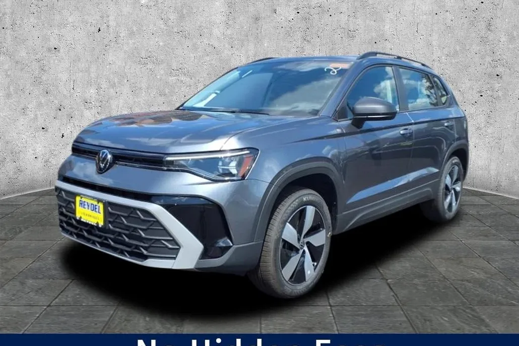2025 Volkswagen Taos S photo 1
