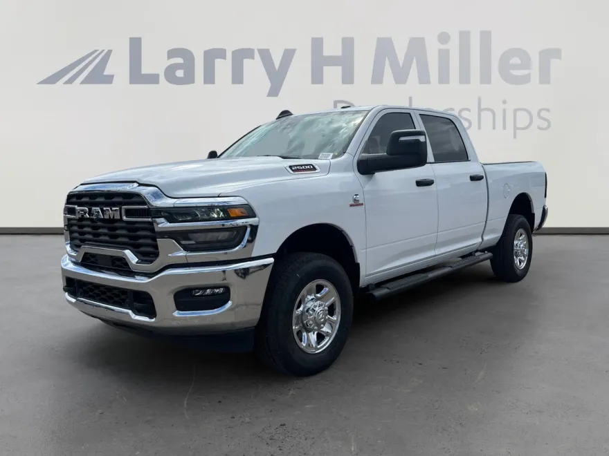 2025 Ram 2500 Tradesman photo 1