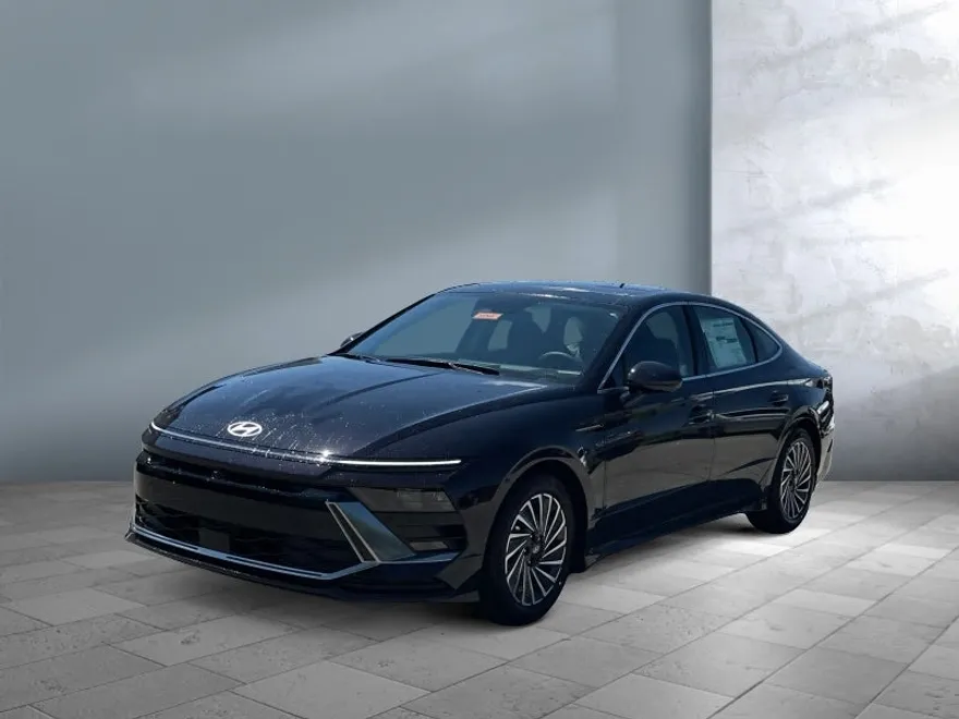 2025 Hyundai Sonata Hybrid Limited photo 1