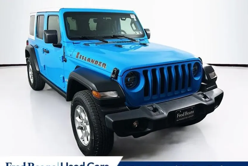 2021 Jeep Wrangler Unlimited Islander photo 1