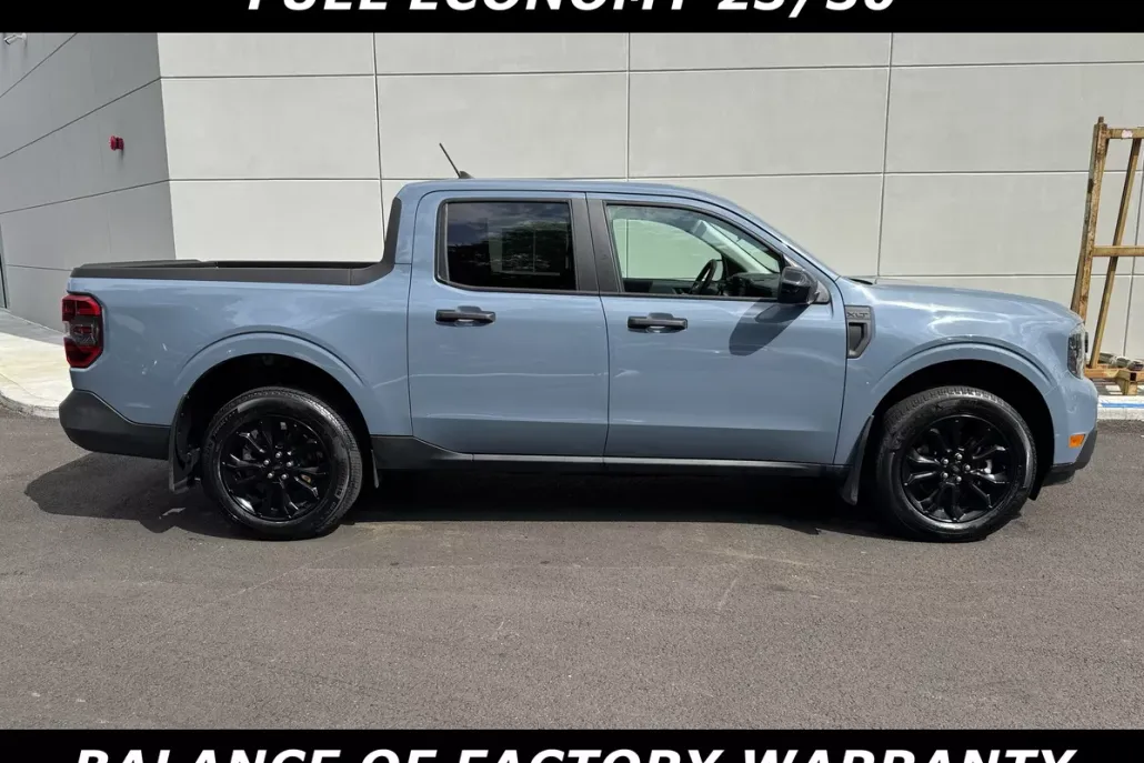 2024 Ford Maverick XLT photo 1