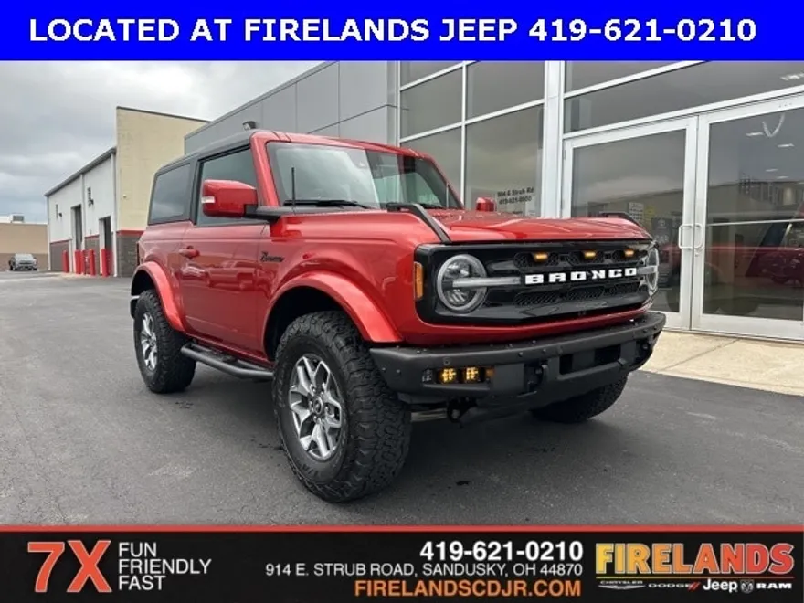 2022 Ford Bronco Outer Banks photo 1