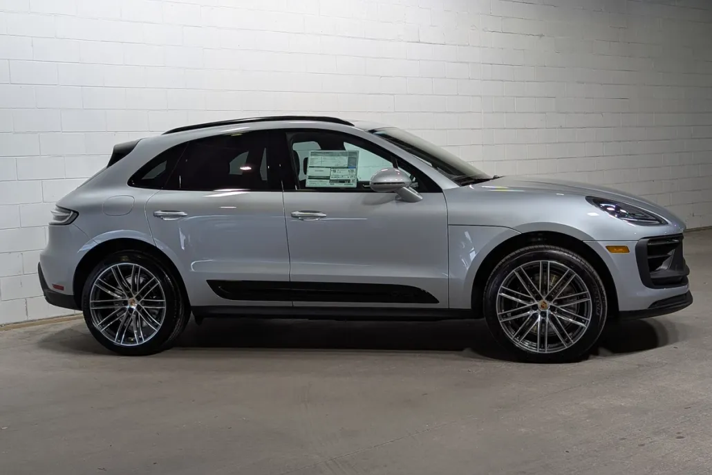 2026 Porsche Macan GTS photo 1
