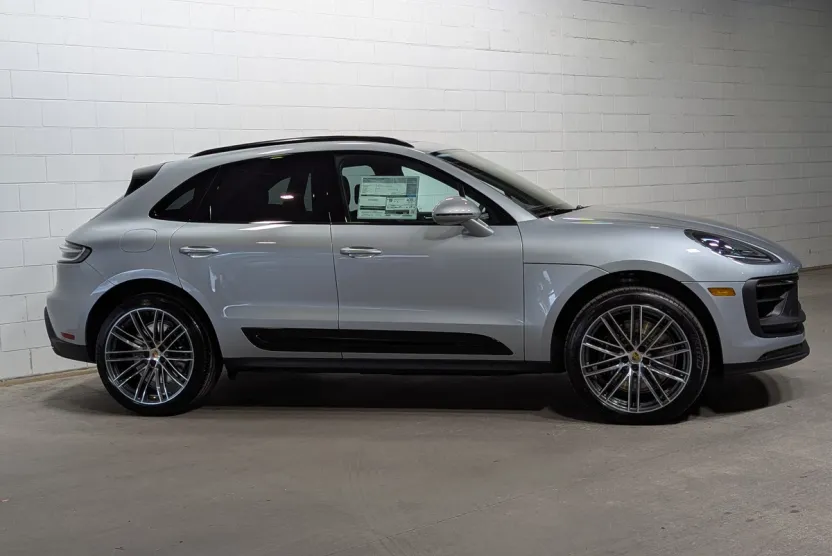 2026 Porsche Macan GTS photo 1