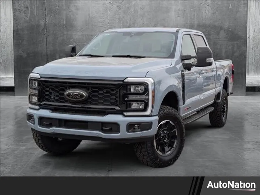 2025 Ford F-250 Lariat photo 1