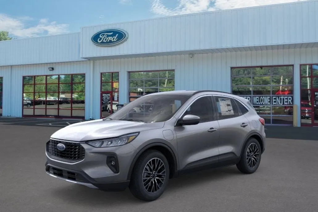 2025 Ford Escape photo 1