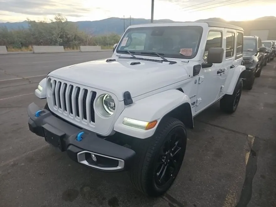 2023 Jeep Wrangler Sahara 4xe photo 1