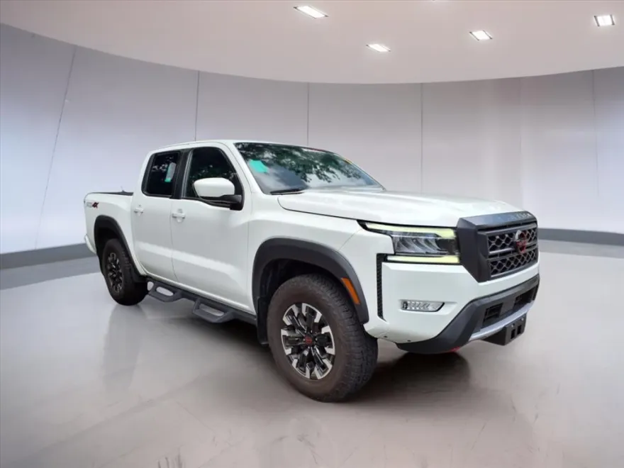 2023 Nissan Frontier PRO-4X photo 1