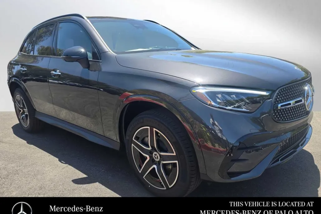 2025 Mercedes Benz GLC 300 photo 1