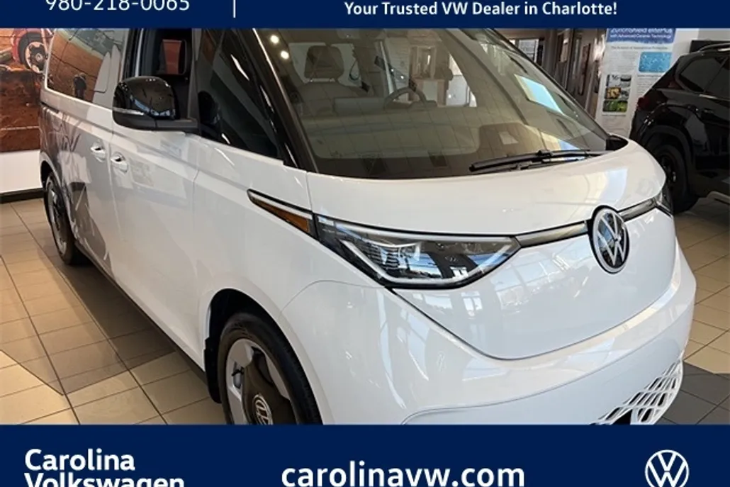 2025 Volkswagen ID. Buzz Pro S photo 1