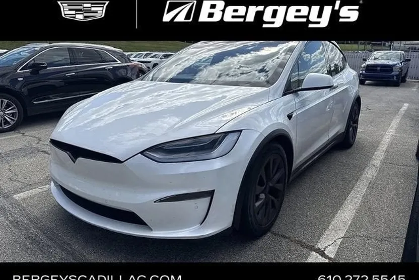 2022 Tesla Model X photo 1