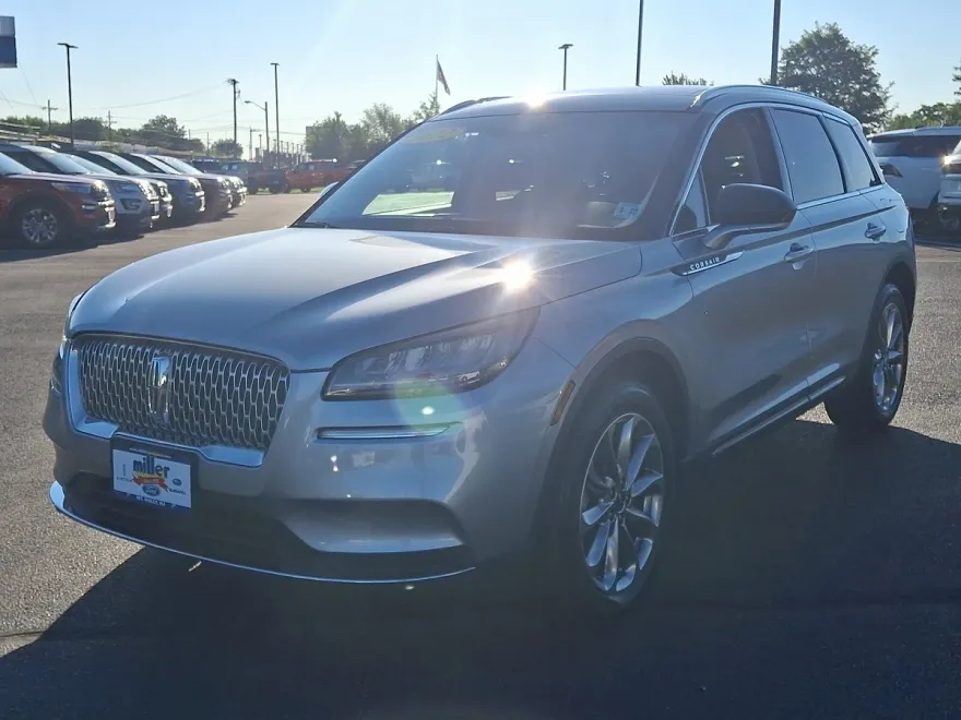 2022 Lincoln Corsair Standard photo 1