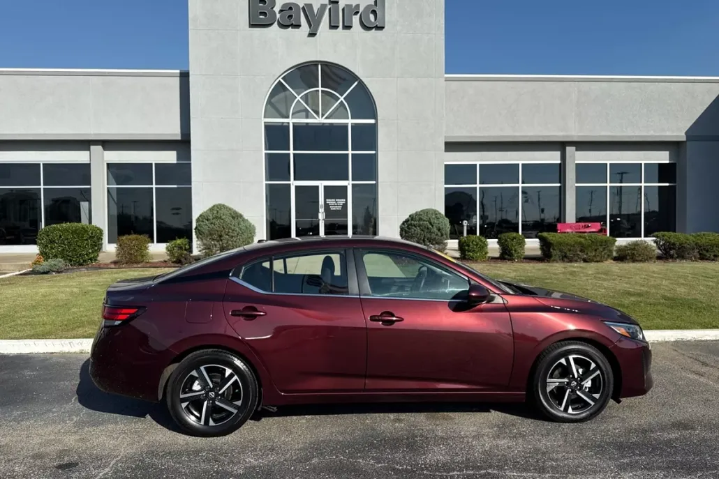 2024 Nissan Sentra SV photo 1