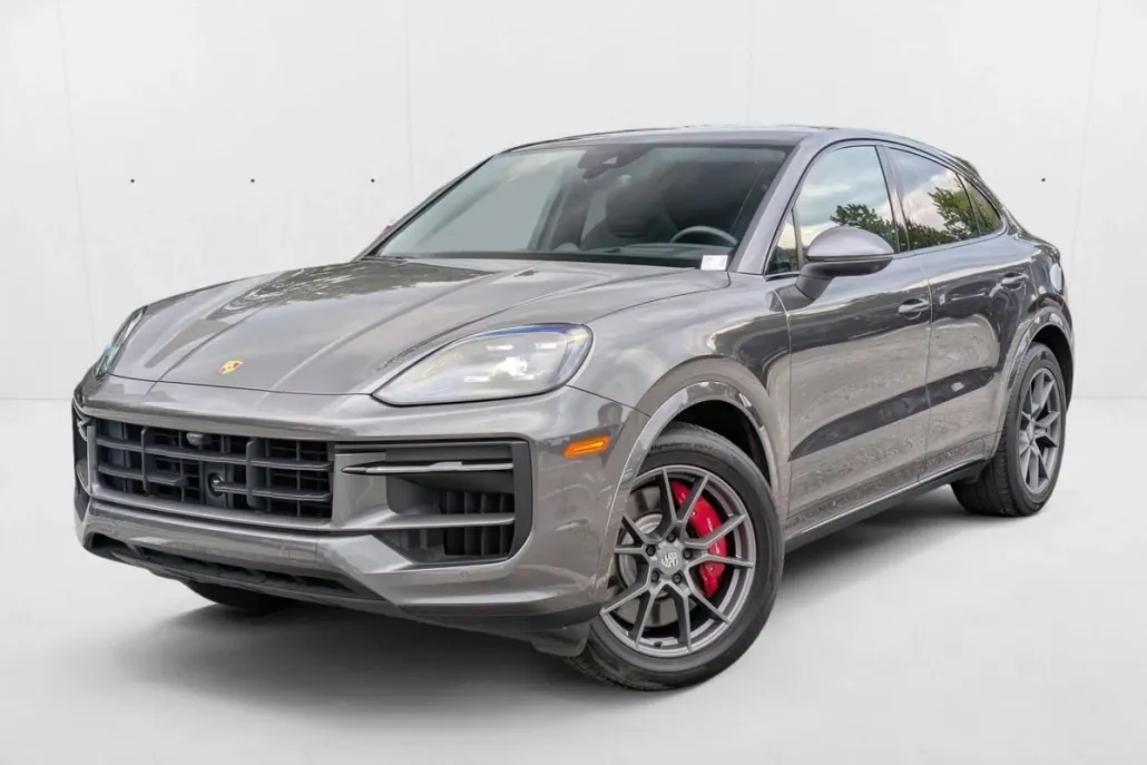 2024 Porsche Cayenne Coupe S photo 1