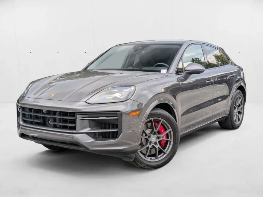2024 Porsche Cayenne Coupe S photo 1