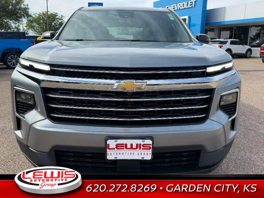 2026 Chevrolet Traverse photo 1