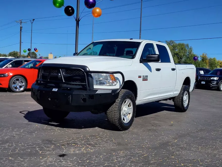 2017 Ram 2500 Tradesman photo 1