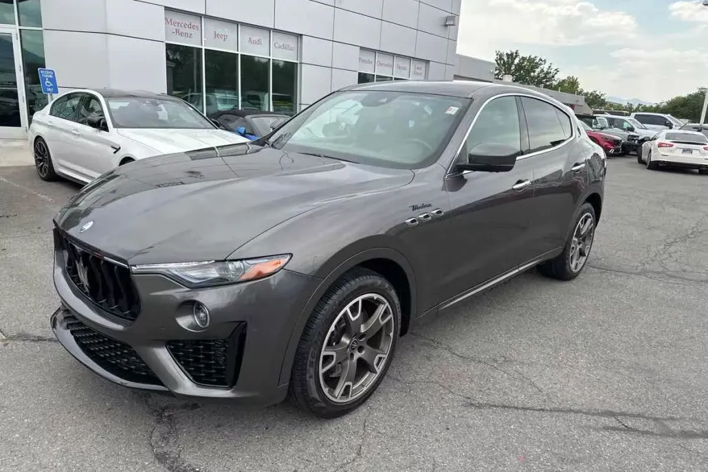 2022 Maserati Levante Modena photo 1