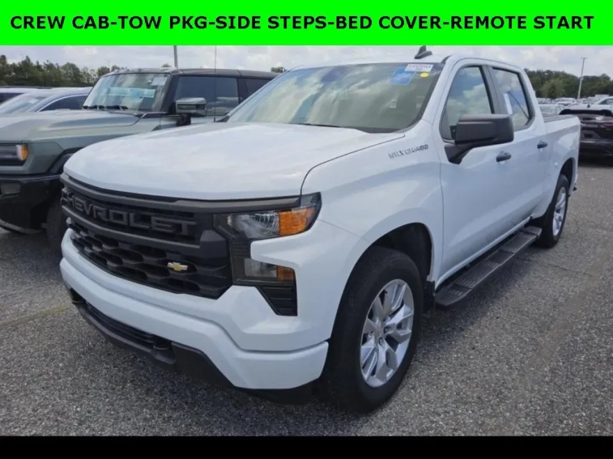 2022 Chevrolet Silverado 1500 Custom photo 1