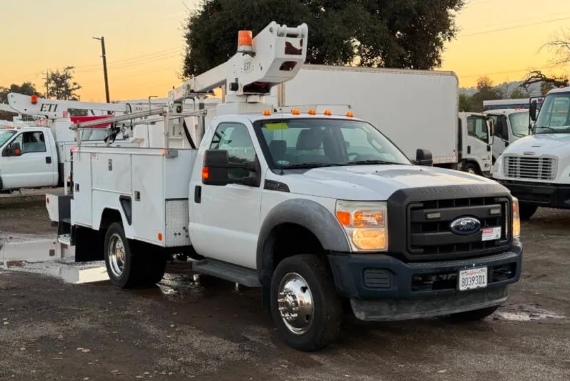 2012 Ford F-450 photo 1