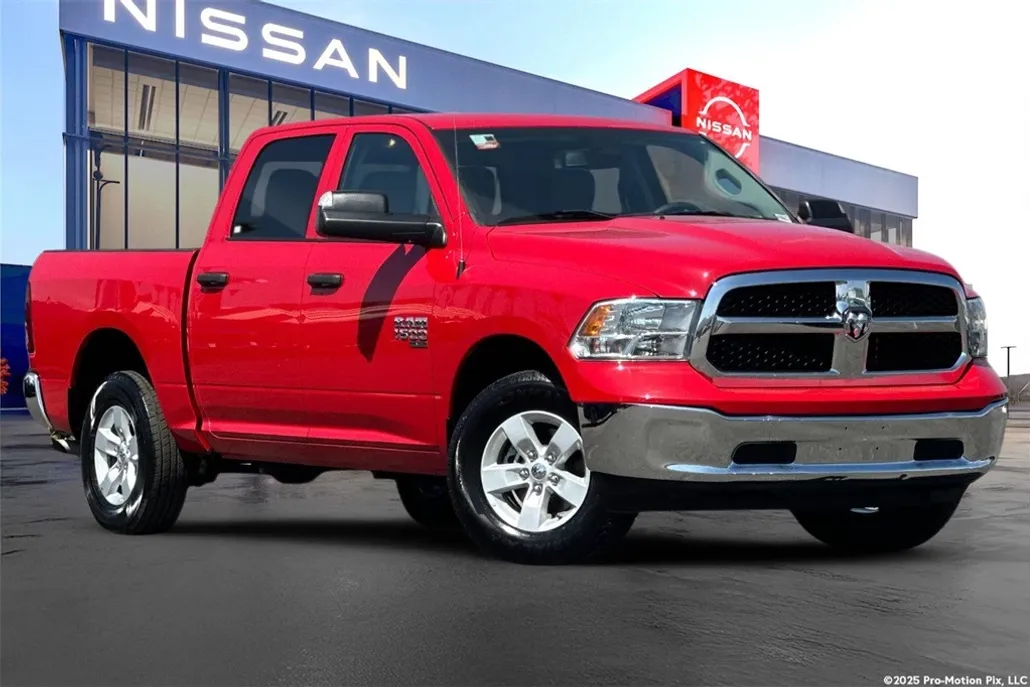 2023 Ram 1500 Classic SLT photo 1