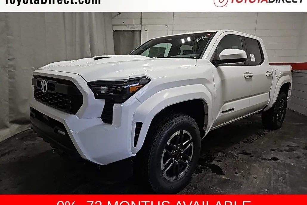 2025 Toyota Tacoma TRD Sport photo 1