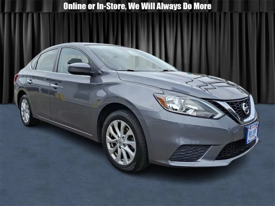 2019 Nissan Sentra SV photo 1