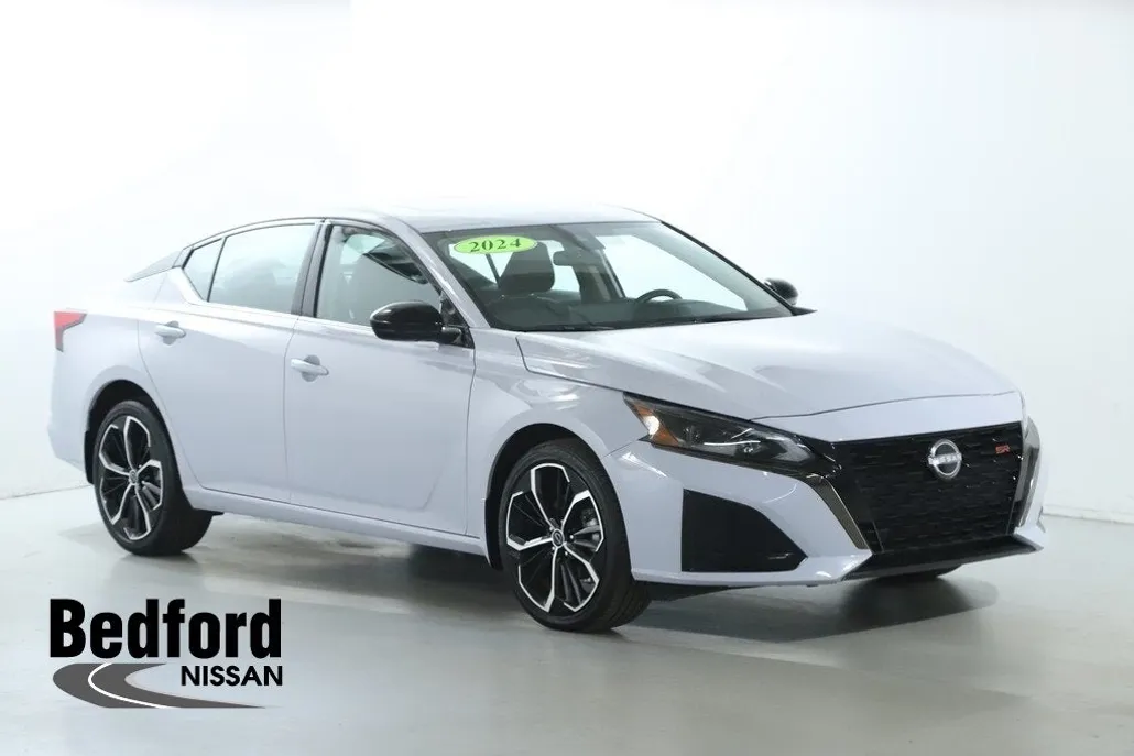 2024 Nissan Altima 2.5 SR photo 1