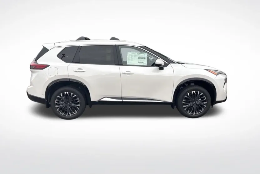2026 Nissan Rogue Platinum photo 1