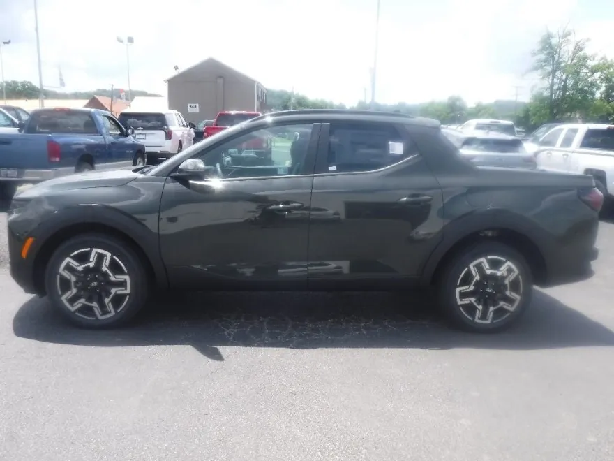2025 Hyundai Santa Cruz Limited photo 1