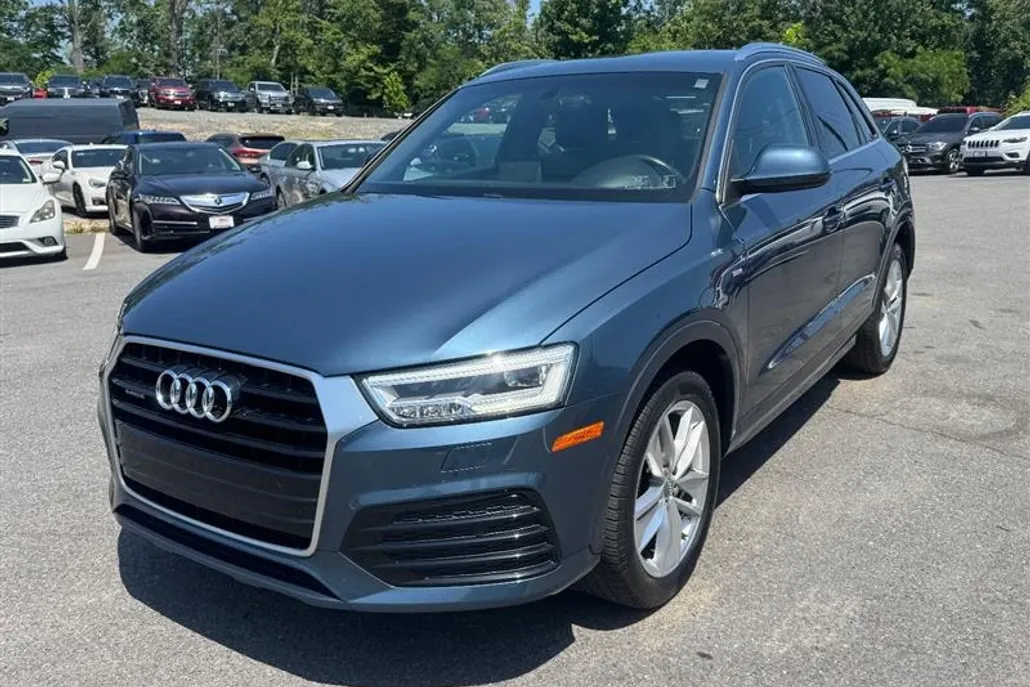 2018 Audi Q3 Premium Plus photo 1