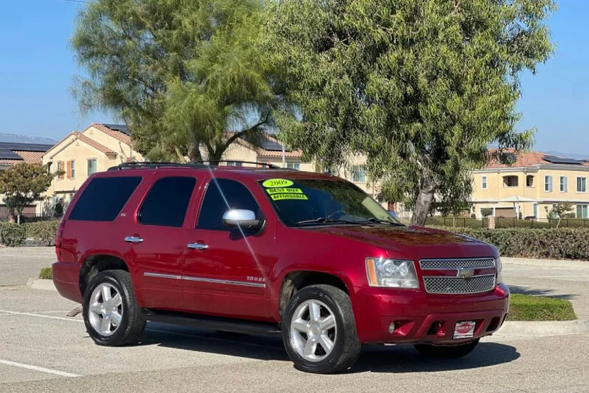 2009 Chevrolet Tahoe LTZ photo 1