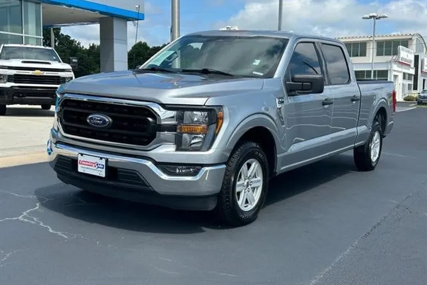 2023 Ford F-150 XLT photo 1