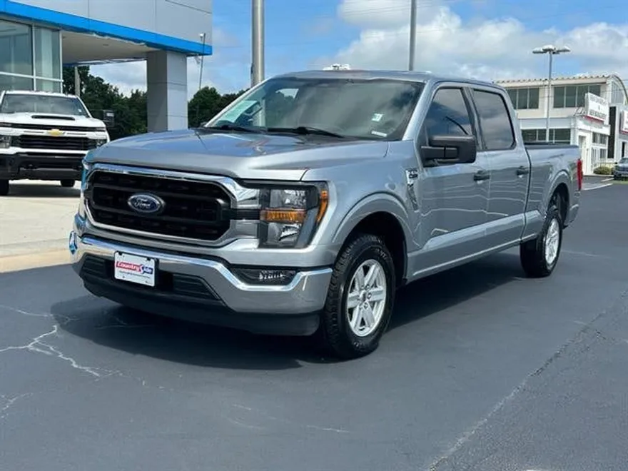 2023 Ford F-150 XLT photo 1