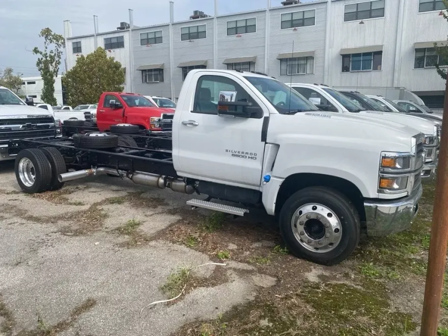 2024 Chevrolet Silverado 5500HD Work Truck photo 1