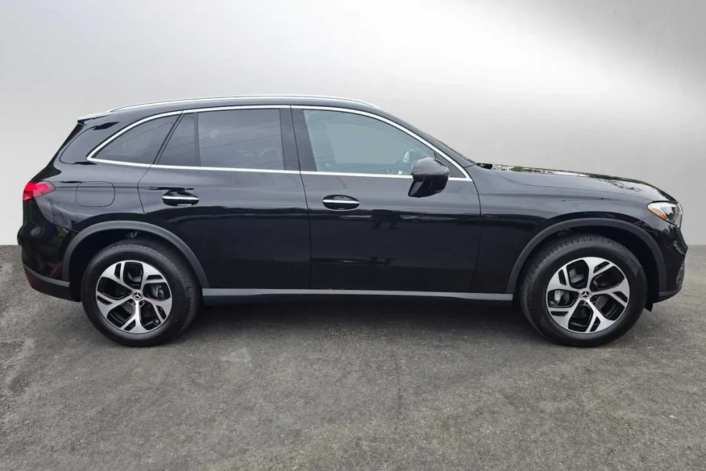 2026 Mercedes Benz GLC 350e 4MATIC photo 1