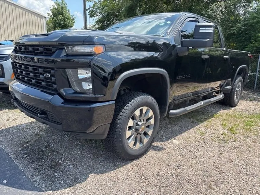 2023 Chevrolet Silverado 2500HD Custom photo 1
