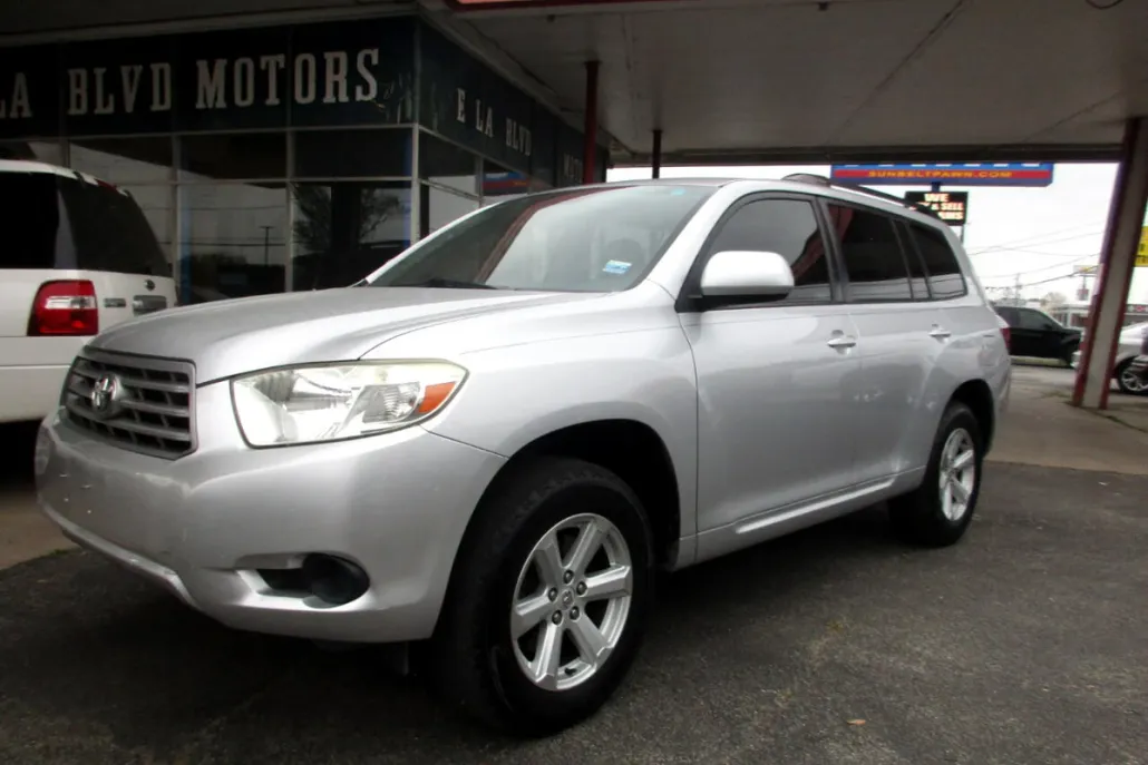 2009 Toyota Highlander Base photo 1