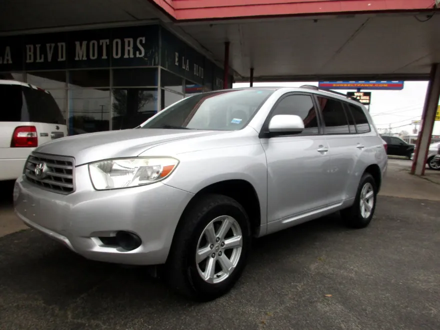 2009 Toyota Highlander Base photo 1