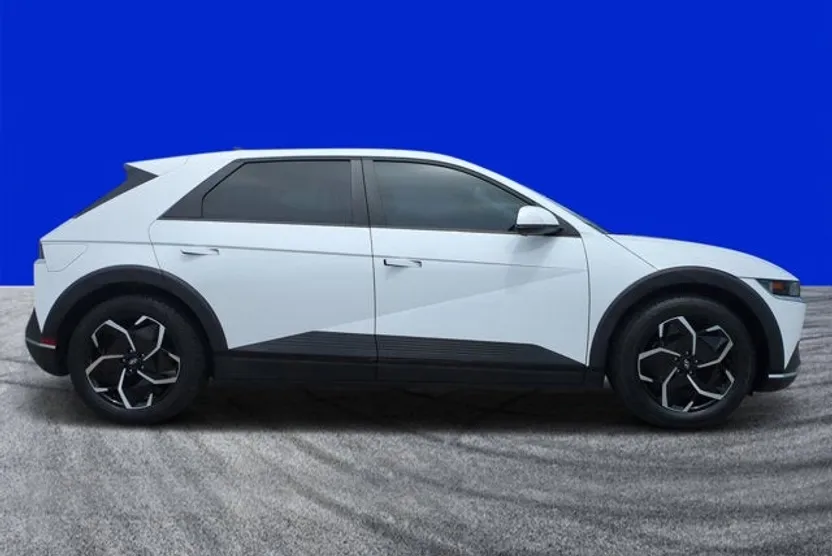 2022 Hyundai Ioniq 5 SEL photo 1