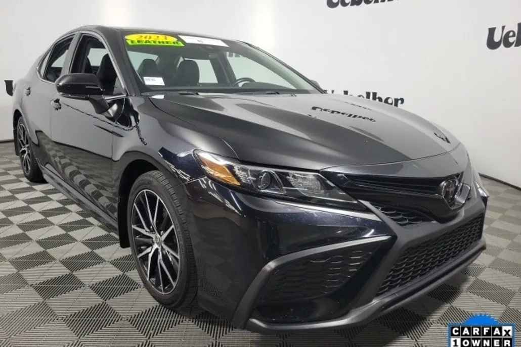 2023 Toyota Camry SE photo 1