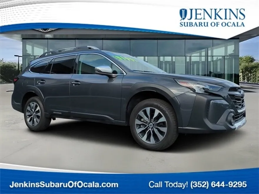 2024 Subaru Outback Touring photo 1