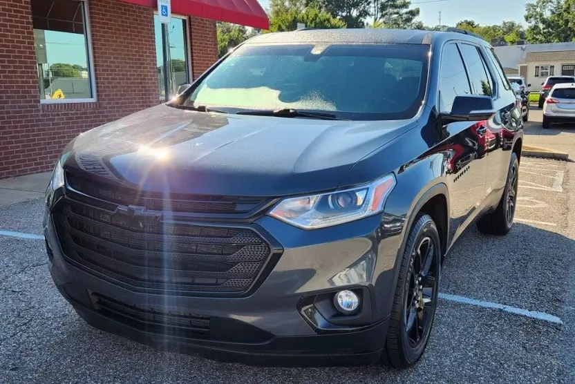 2021 Chevrolet Traverse Cloth 1LT photo 1