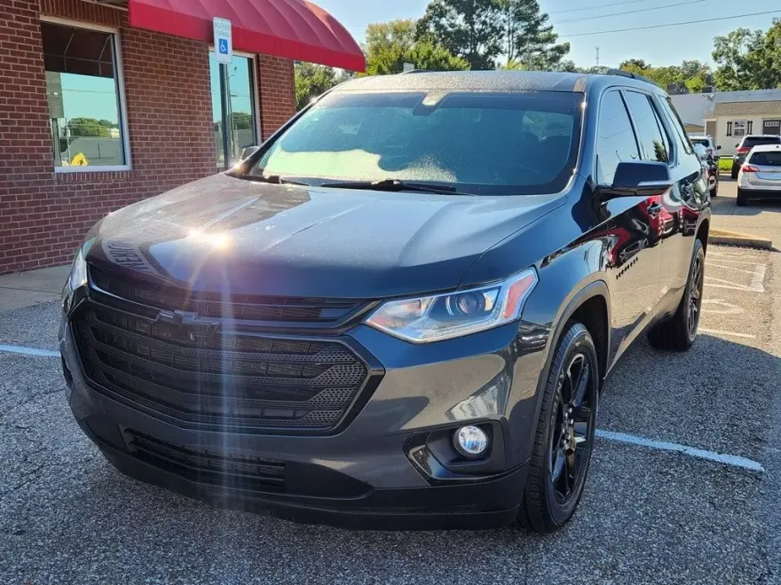 2021 Chevrolet Traverse Cloth 1LT photo 1