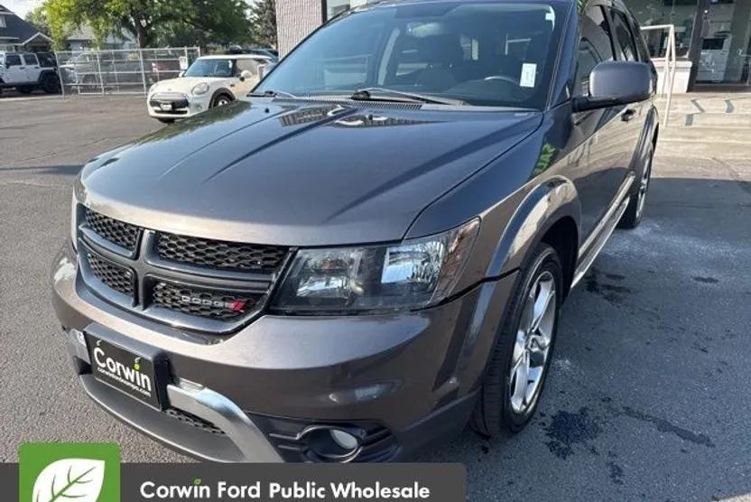 2017 Dodge Journey Crossroad photo 1