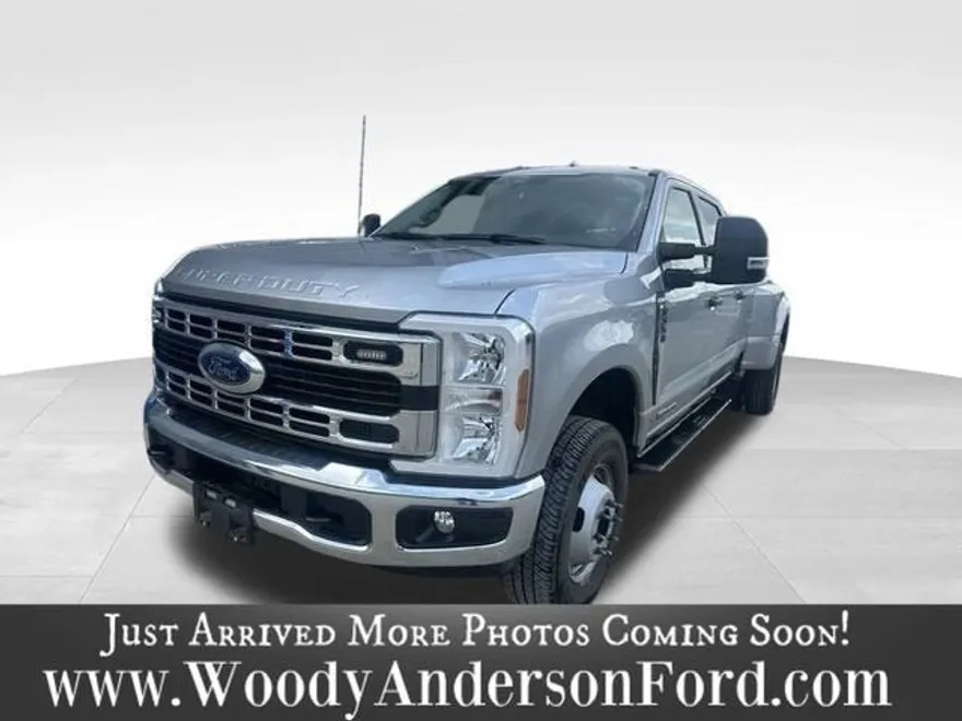 2024 Ford F-350 XLT photo 1
