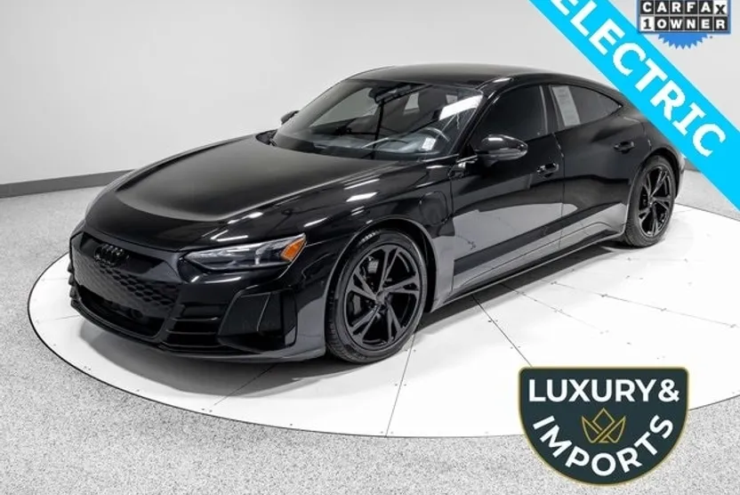 2022 Audi e-tron GT Prestige photo 1