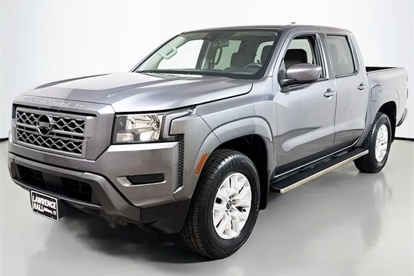 2022 Nissan Frontier SV photo 1
